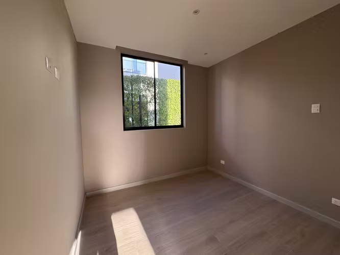 SE VENDE CASA NUEVA AVENIDA DEL ESTE CURRIDABAT - Imagen 9