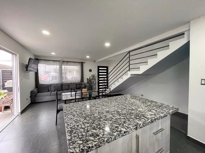 Venta de casa en condominio Nobleza de  Coris Cartago - Imagen 17