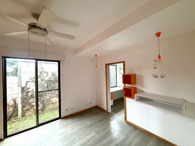 SE VENDE AMPLIA CASA EN LOMAS DE CARIARI -  HEREDIA - Imagen 10