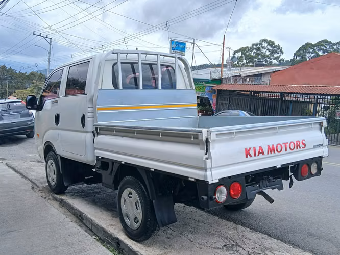 Kia bongo - Imagen 7