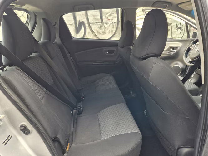 Toyota yaris - Imagen 13