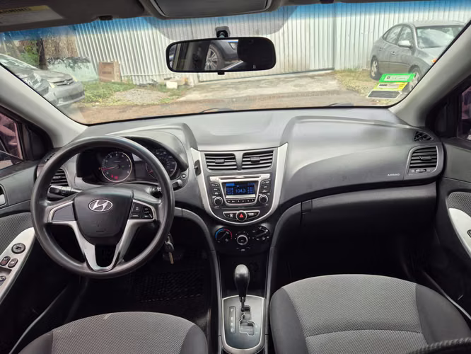 Hyundai accent - Imagen 12