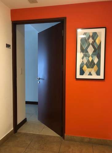 Exclusivo apartamento de 3 habitaciones con balcón y piscina en Torres Paseo Colón - Imagen 5