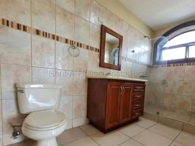 Casa adosada Ulloa Heredia: 3 hab, 2.5 baños, 4 parqueos, 2 terrazas - Imagen 12