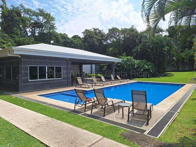Venta de Casa en Piedades de Santa Ana.  - Imagen 12