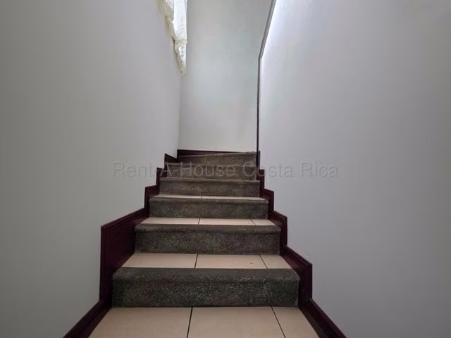 Casa adosada Ulloa Heredia: 3 hab, 2.5 baños, 4 parqueos, 2 terrazas - Imagen 10