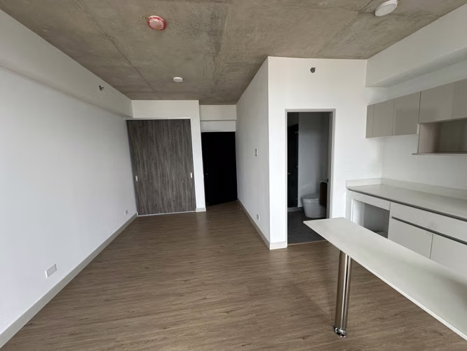 Alquiler Apto 1 Habitación | SECRT Escalante | Parqueo Incluido | $950 - Imagen 4