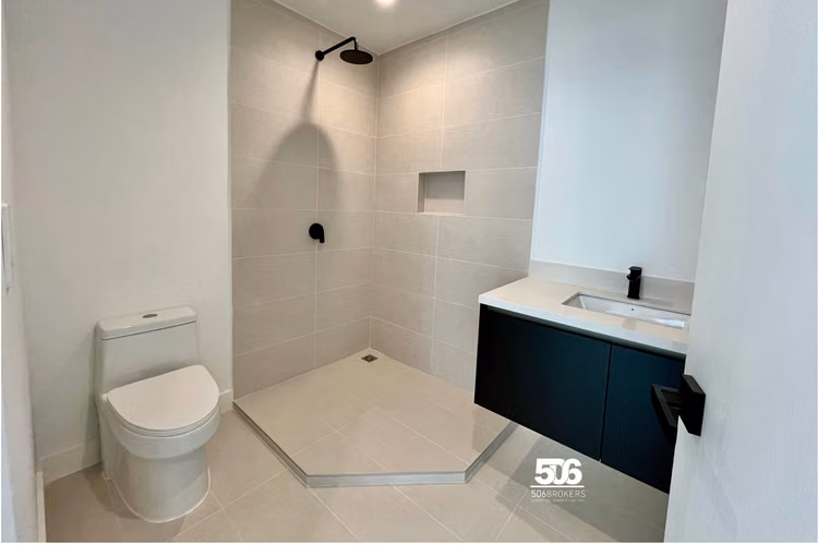 Penthouse en Alquiler Frente al Parque del Perú, Rohrmoser | 200 m², línea blanca incluida - Imagen 8