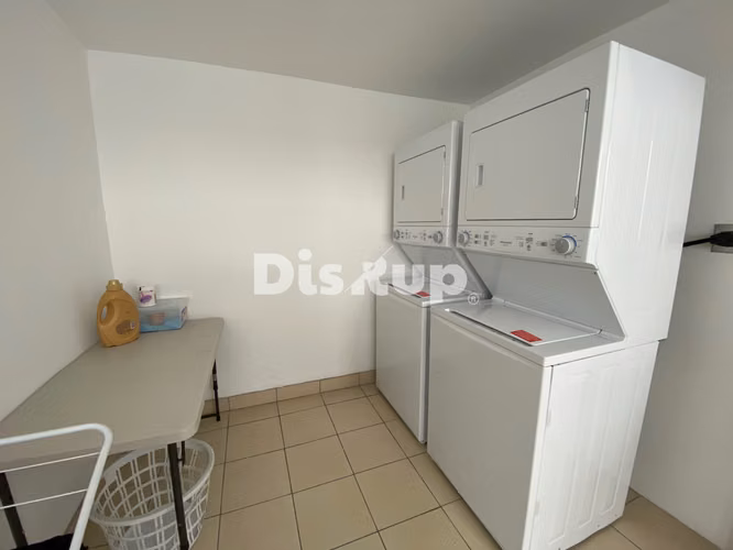Alquiler de Apartamento estudio amueblado. C/ servicios. Freses, Curridabat - Imagen 9