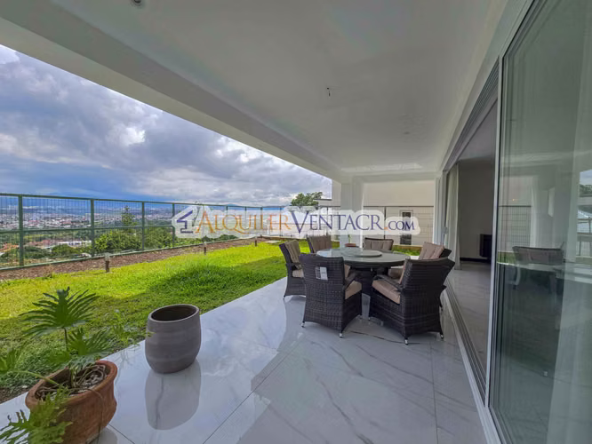 CONDO AMUEBLADO DE 305 M2 CON 546 M2 DE LOTE EN GUACHIPELIN ESCAZU - Imagen 8