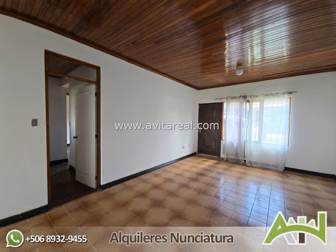 Propiedad multi habitacional en La Uruca