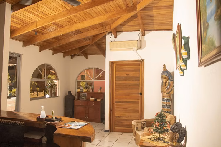 Pacific Paradise Resort – Exclusiva Oportunidad de Inversión Hotelera en Quepos, Costa Rica - Imagen 10