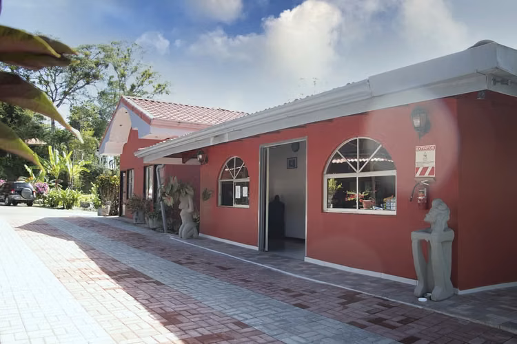 Pacific Paradise Resort – Exclusiva Oportunidad de Inversión Hotelera en Quepos, Costa Rica - Imagen 6