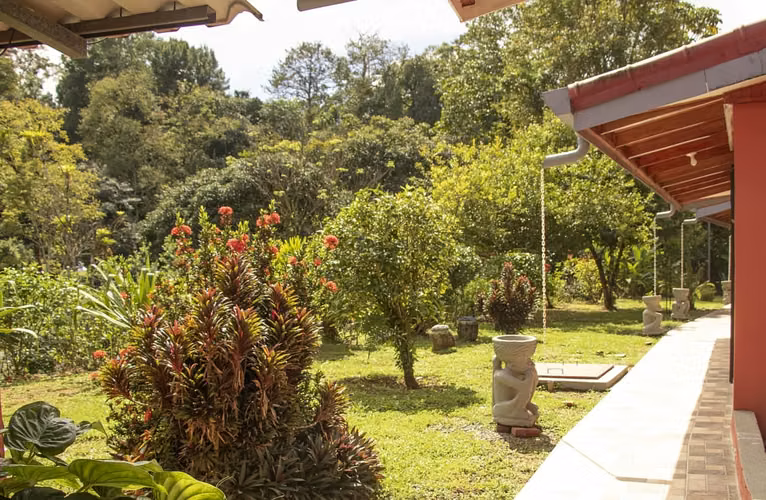 Pacific Paradise Resort – Exclusiva Oportunidad de Inversión Hotelera en Quepos, Costa Rica - Imagen 11