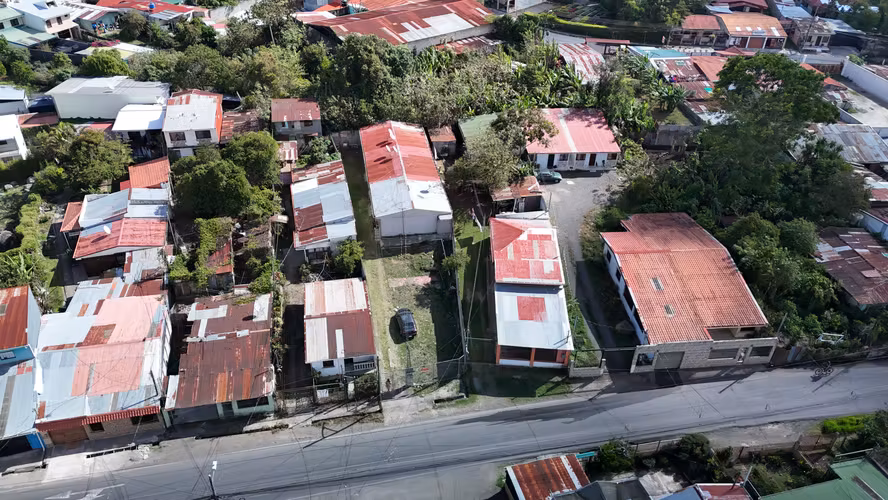 Propiedad con 3 apartamentos en Dulce Nombre de Cartago 14 - Imagen 15