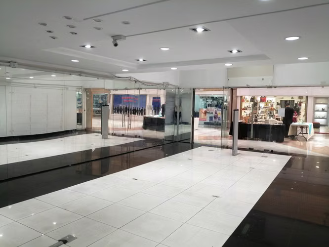 ALQUILER DE LOCAL EN EL CENTRO COMERCIAL PLAZA DEL SOL, CURRIDABAT - Imagen 2