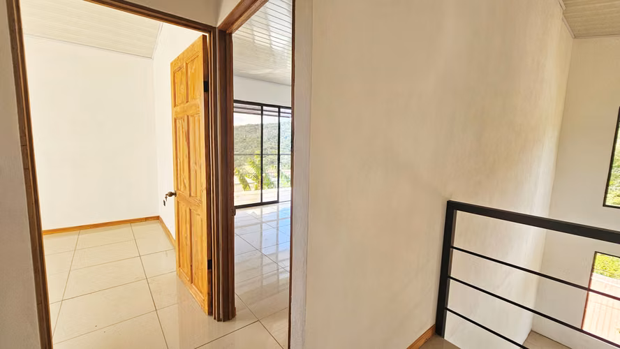 Venta de casa en San Gabriel de Aserrí, 99% financiamiento bancario -15 - Imagen 15