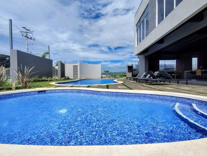 ALQUILO TOWNHOUSE EN SANTO DOMINGO - Imagen 12