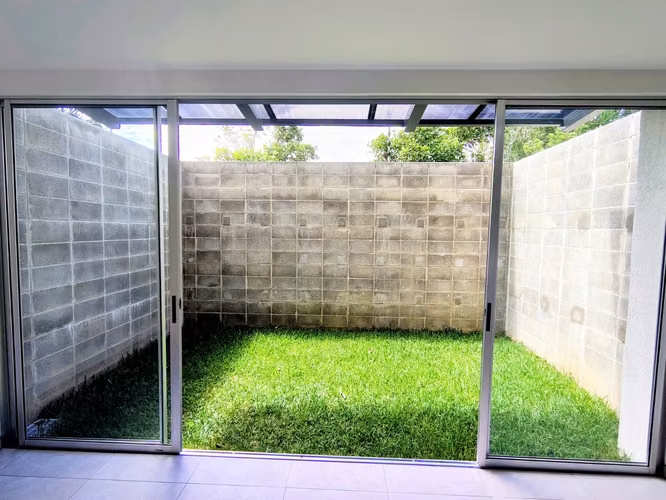 ALQUILO TOWNHOUSE EN SANTO DOMINGO - Imagen 10