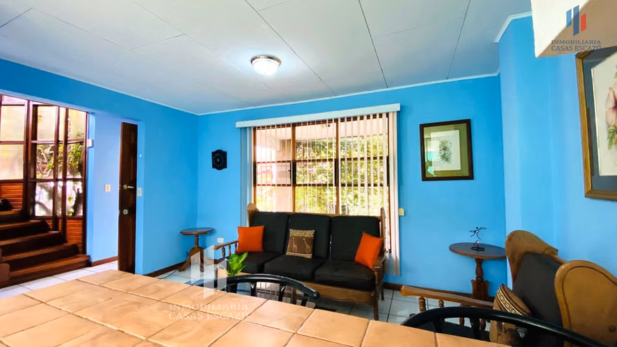 Apartamento Amueblado en Alquiler, San Rafael de Escazú, con Cable e Internet