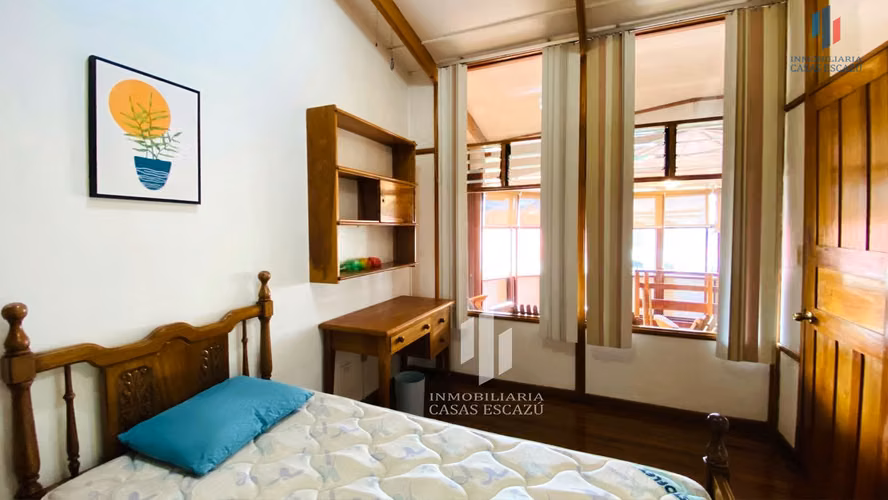 Apartamento Amueblado en Alquiler, San Rafael de Escazú, con Cable e Internet