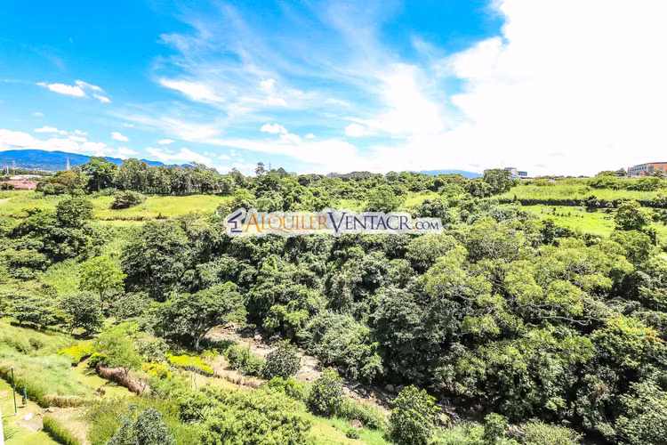 Apartamento de 3 Habitaciones con Vistas en Torre Paradisus Rohrmoser Pavas - Imagen 9