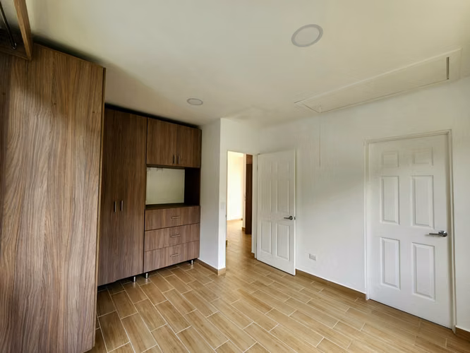 Alquiler de apartamentos en  Concepción de Tres Ríos. - Imagen 11