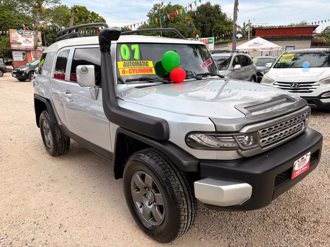 TOYOTA FJ CRUISER-2007-AUTOMATICA- - Imagen 4