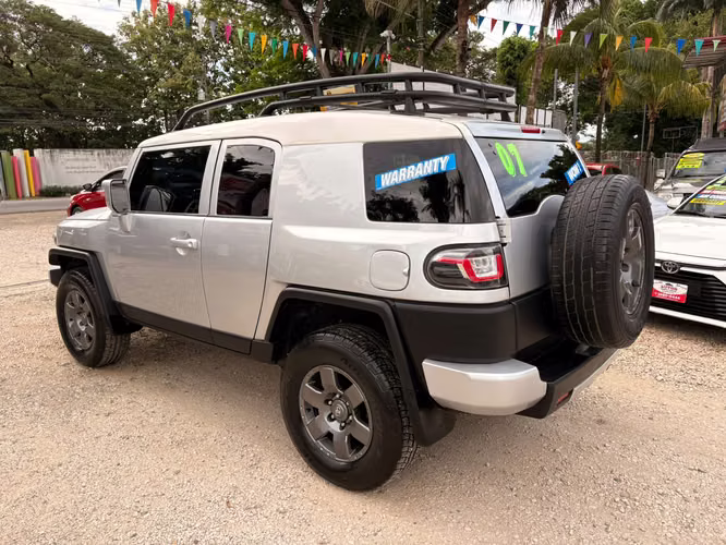 TOYOTA FJ CRUISER-2007-AUTOMATICA- - Imagen 3