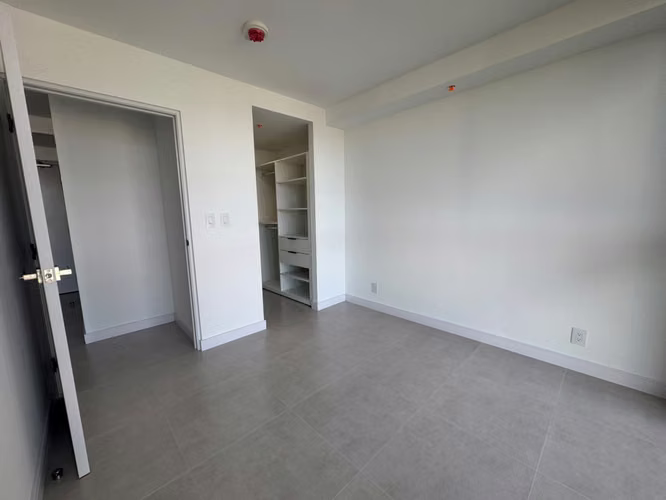 Alquiler de apartamento nuevo! Con línea blanca - Imagen 7