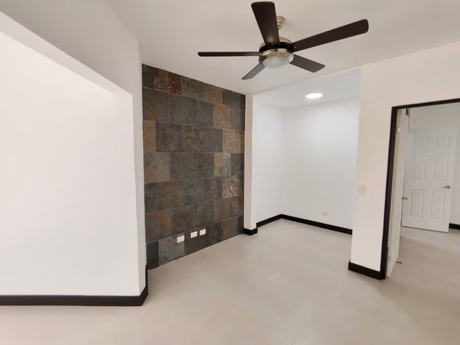 Se alquila apartamento en Guachipelín Norte de Escazú. - Imagen 3