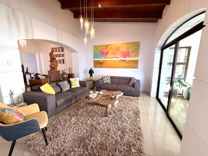 Casa en Trejos Montealegre, Escazú - Imagen 2