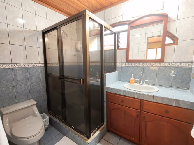 Se alquila apartamento amueblado en Guachipelín Norte. - Imagen 16