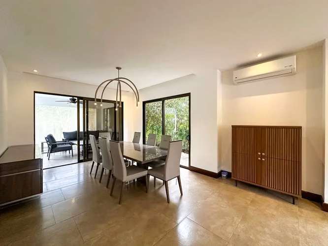 ALQUILER DE CASA EN CONDOMINIO LOMAS DEL VALLE AMUEBLADA 3690 - Imagen 3