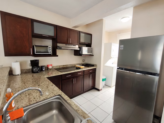 Se alquila apartamento amueblado de 1 habitación en Guachipelín Norte. - Imagen 3