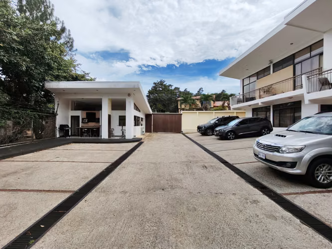 Se alquila apartamento amueblado de 1 habitación en Guachipelín Norte. - Imagen 18