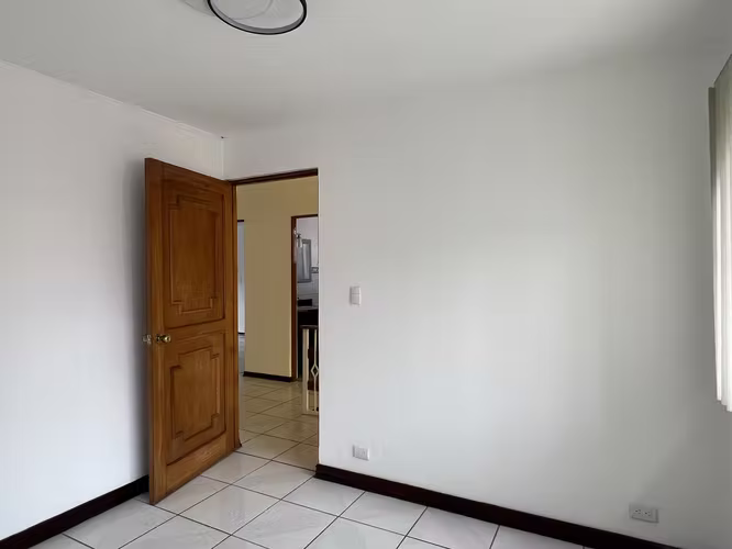 Venta de casa en condominio en Rohrmoser - Imagen 16