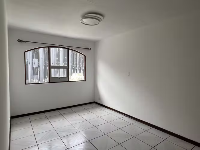 Venta de casa en condominio en Rohrmoser - Imagen 12