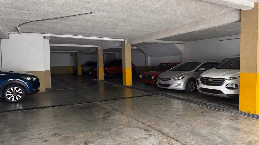 Alquiler de Exclusiva Oficina por Escazú Village, Escazú - Imagen 11