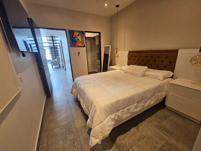 Rohrmoser, Freshmarkt, full amueblado, precioso-amplio-lujo, 2 hab, 2 baños, balcon, vista. - Imagen 9