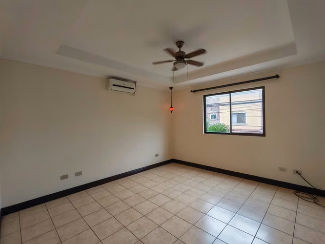 Casa de 3 habitaciones en Pozos de Santa Ana con terraza