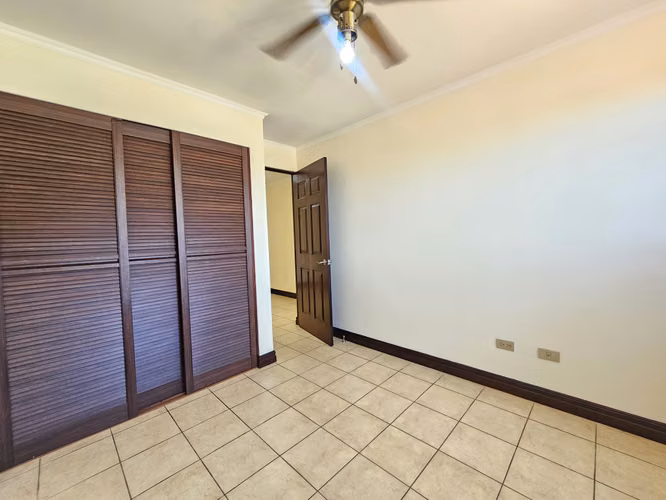 Casa de 3 habitaciones en Pozos de Santa Ana con terraza - Imagen 8