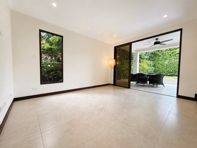 ALQUILER DE CASA EN CONDOMINIO OROSOL, SANTA ANA*