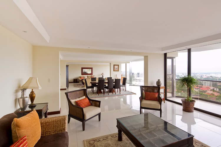 LUJOSOS APARTAMENTOS CON VISTA EN BELLO HORIZONTE ESCAZU