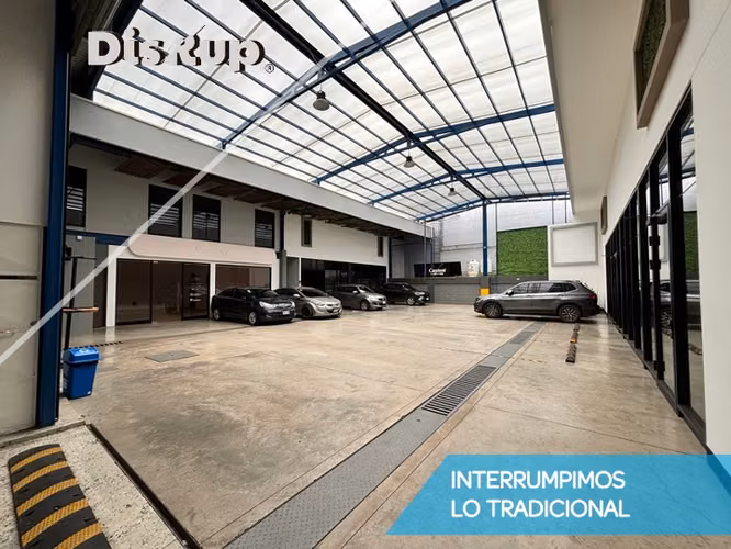 80 m² commercial space for rent in a high-visibility shopping plaza, downtown Cartago