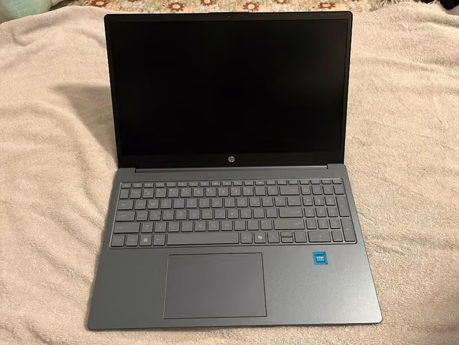 Computadora lapto hp laptop 15-fd0xxx