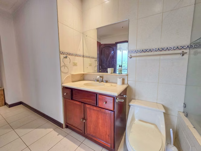 RIVERSIDE SAN RAFAEL ESCAZU! APARTAMENTO AMUEBLADO CON VISTA - Imagen 12