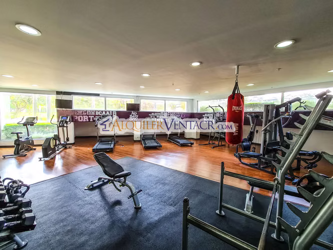 TORRE VISTAS DE NUNCIATURA ROHRMOSER! APARTAMENTO AMUEBLADO CON VISTA - Imagen 8