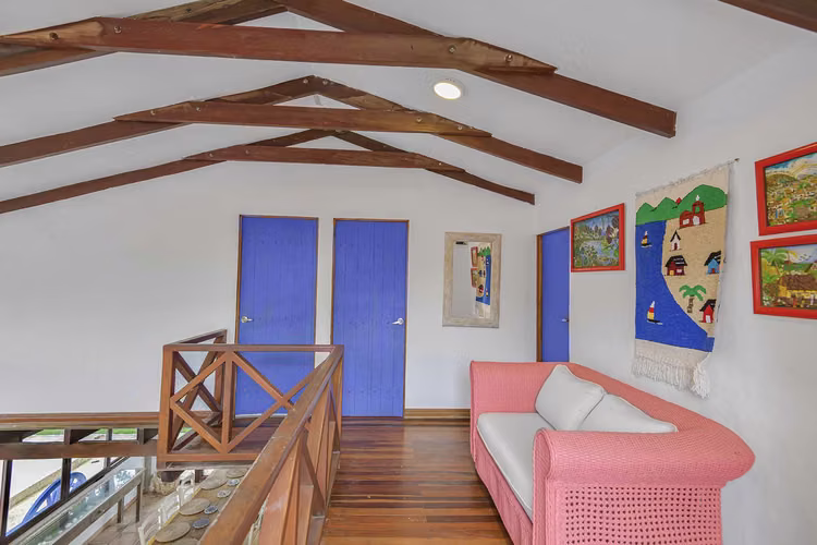 Casa Frente al Mar con Piscina Privada en Playa Tivives | Vista Espectacular + Airbnb Ready