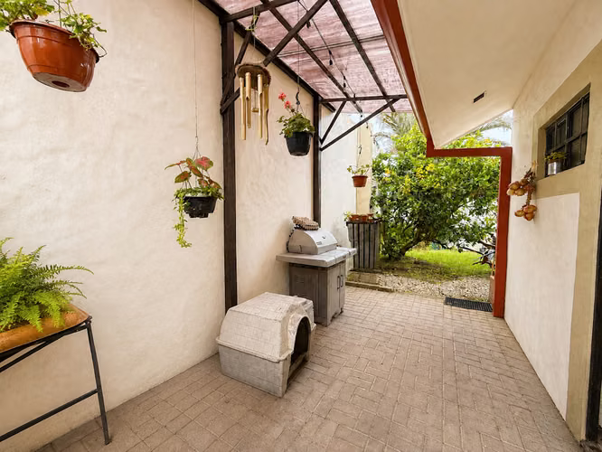 Venta de hermosa casa  Estilo Colonial, en Residencial - Imagen 12
